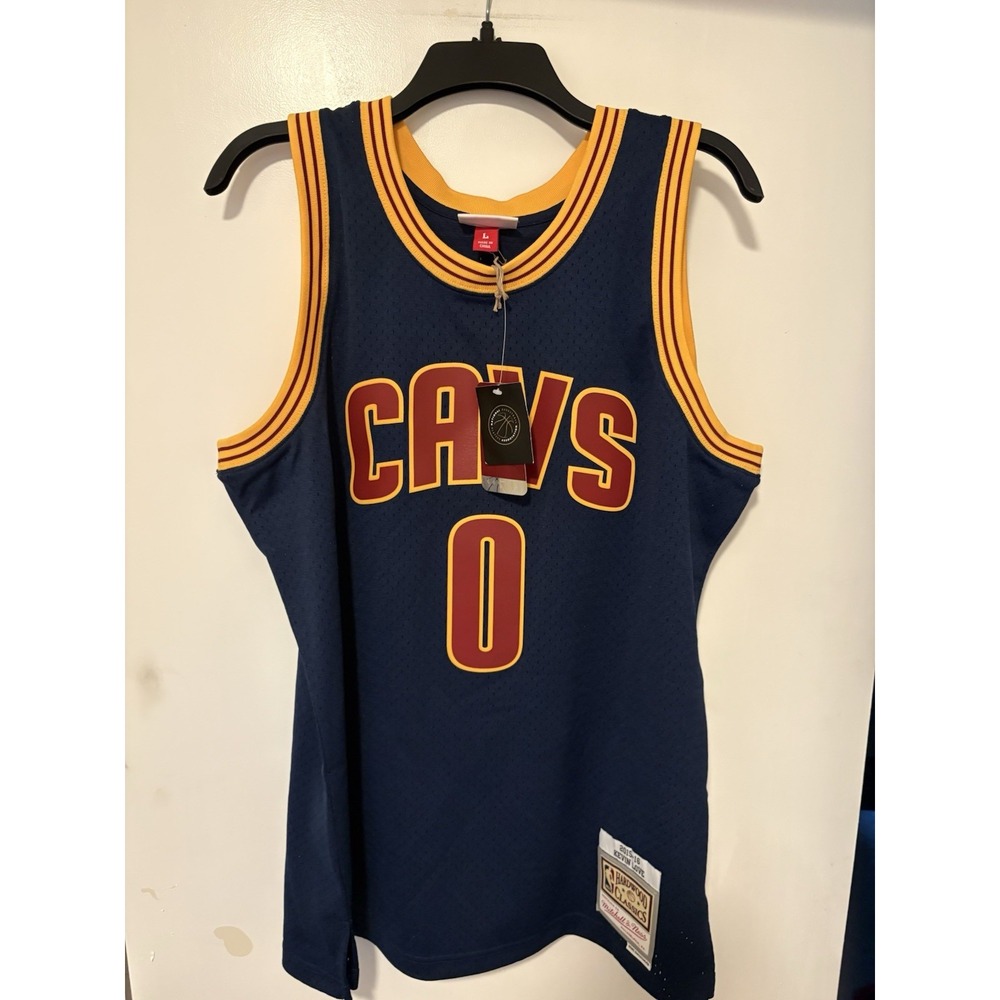 MENS MITCHELL & NESS ALTERNATE JERSEY CAVALIERS 2015 KEVIN LOVE Size L NWT